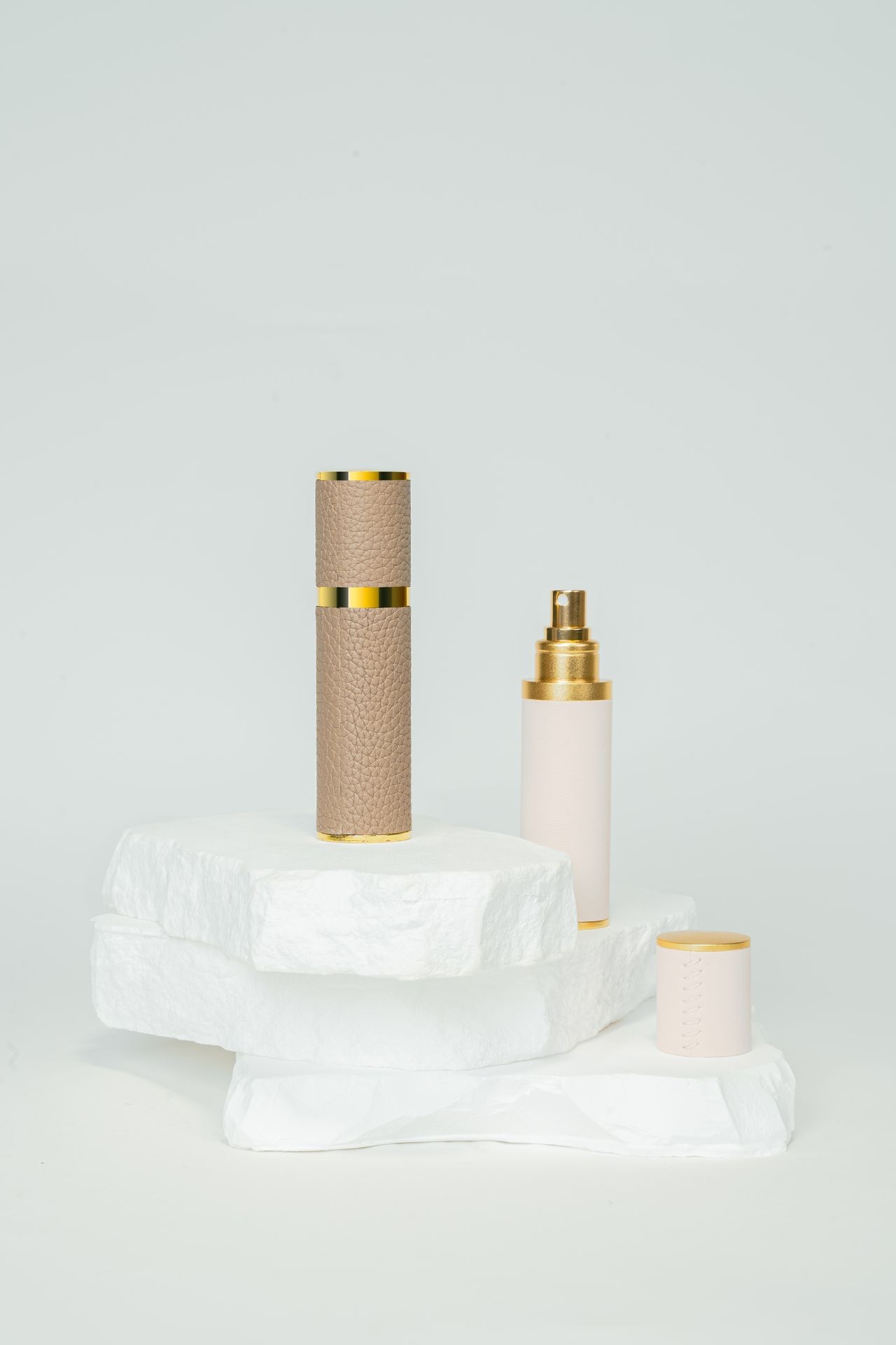 Spray bottle made in genuine leather
